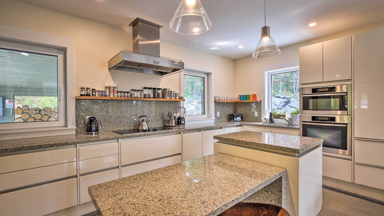 Photo of Others in Garrison