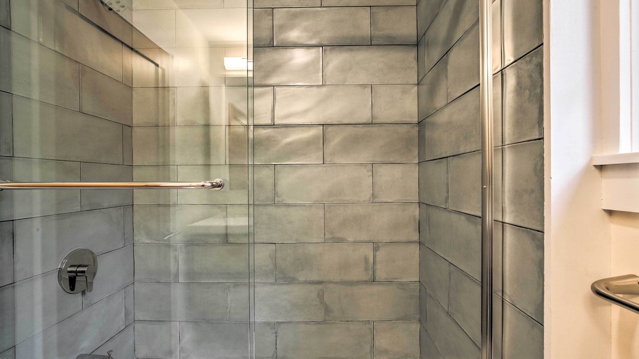 Photo of Bathroom in Garrison