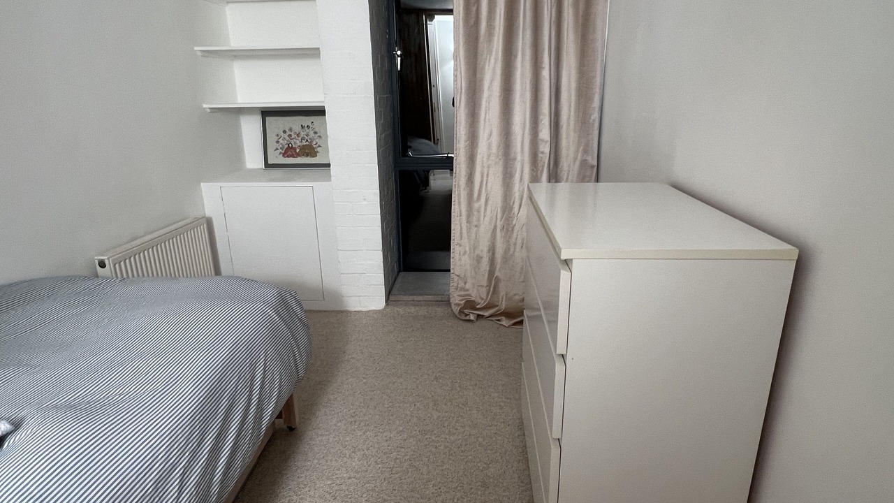 Photo of Others in Holland Park