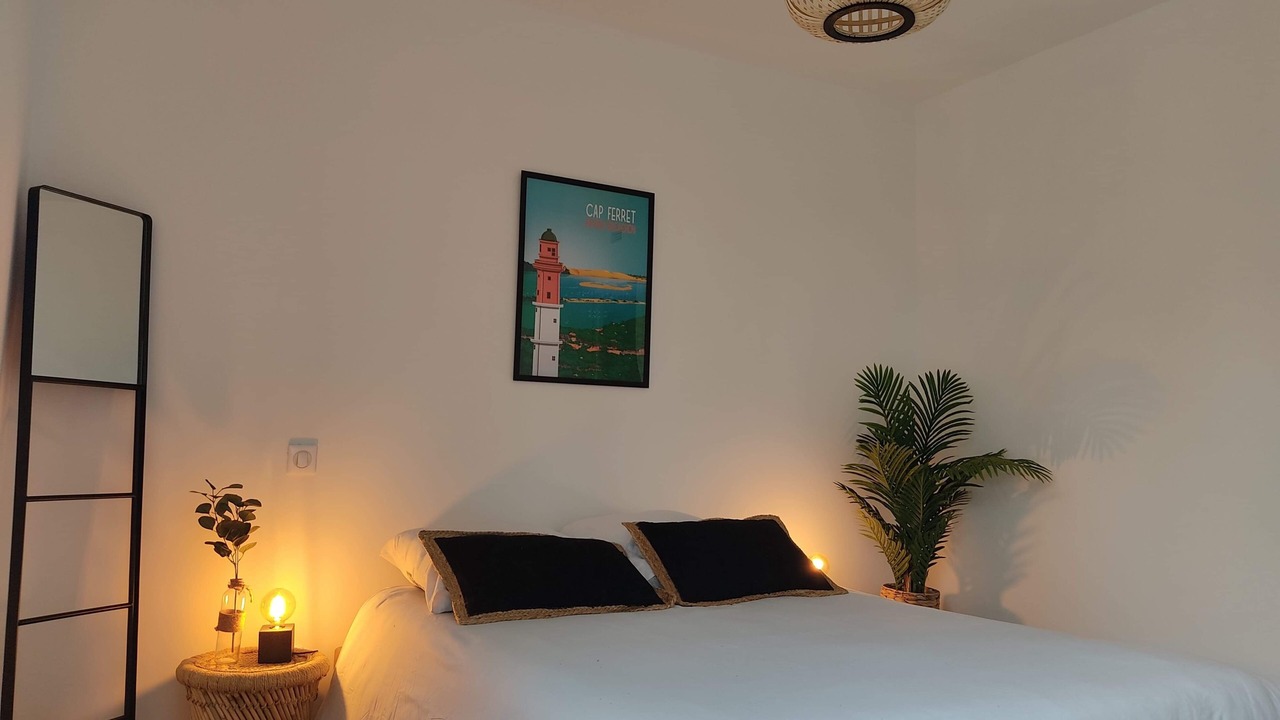 Photo of Bedroom in Audenge