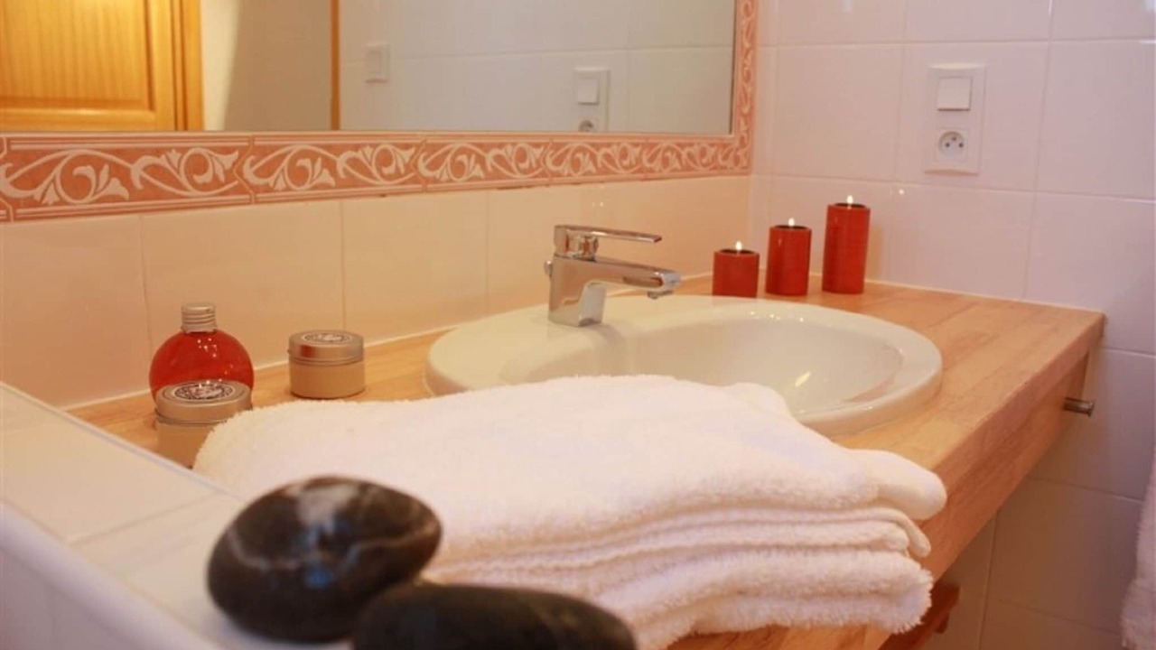 Photo of Bathroom in Quillan