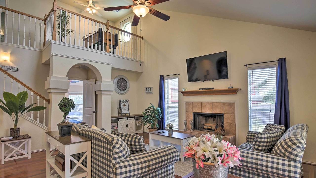 Photo of Bedroom in Oak Creek