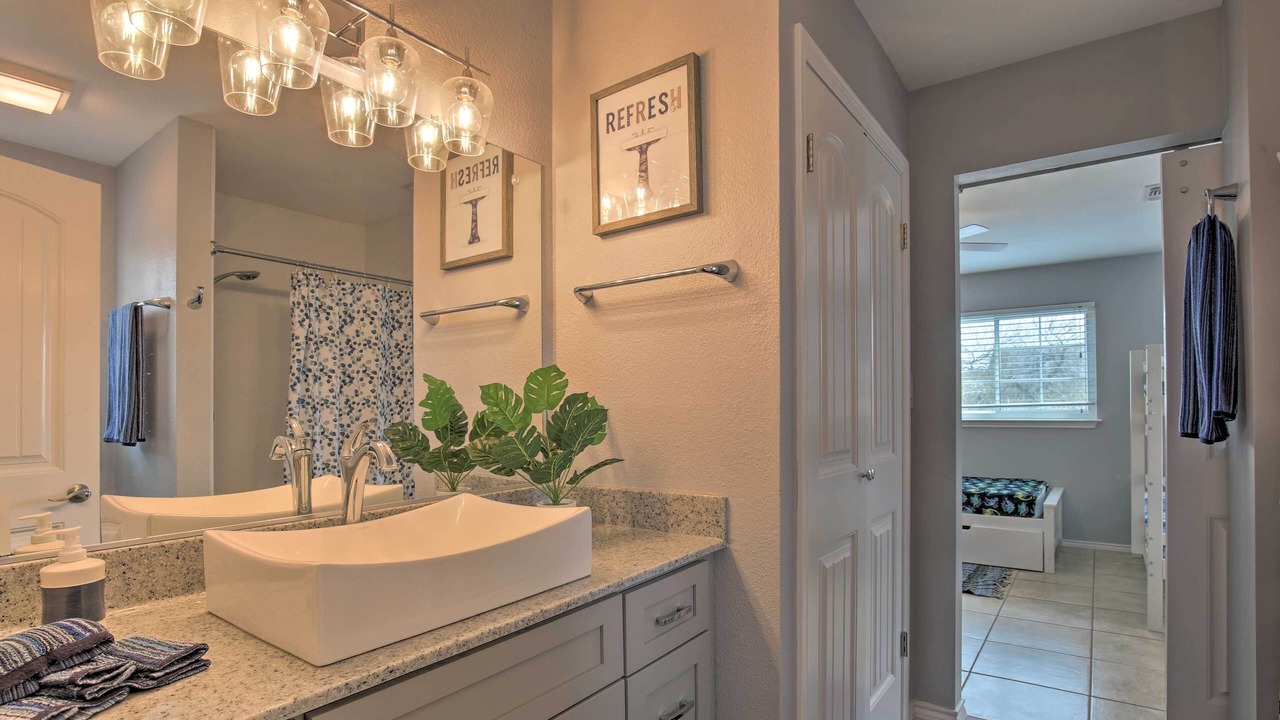 Photo of Bathroom in Oak Creek