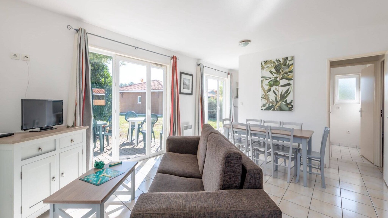Photo of Livingroom in Parentis-en-Born