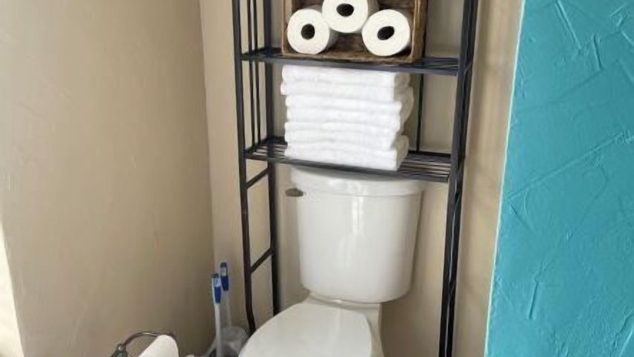Photo of Bathroom in Sayles Blvd. Area