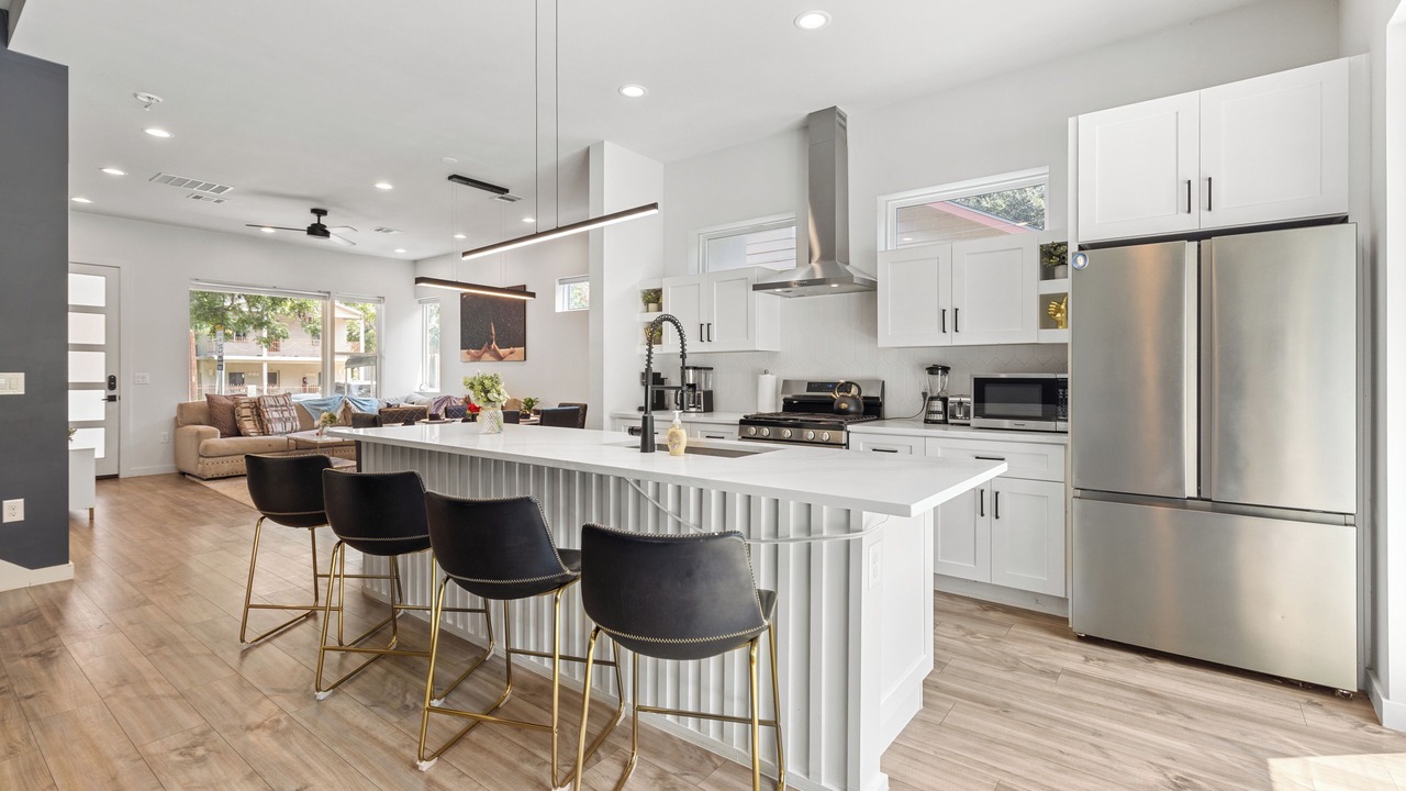 Photo of Kitchen in East Cesar Chavez