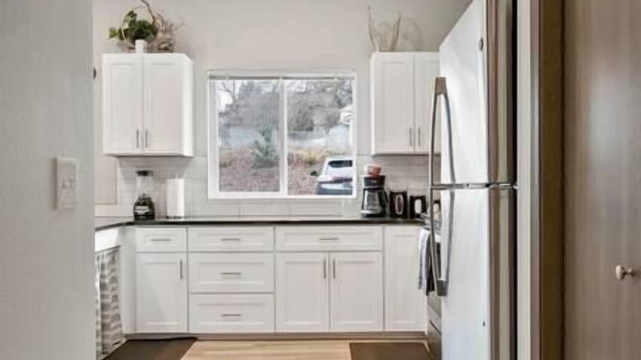 Photo of Kitchen in South Perry District