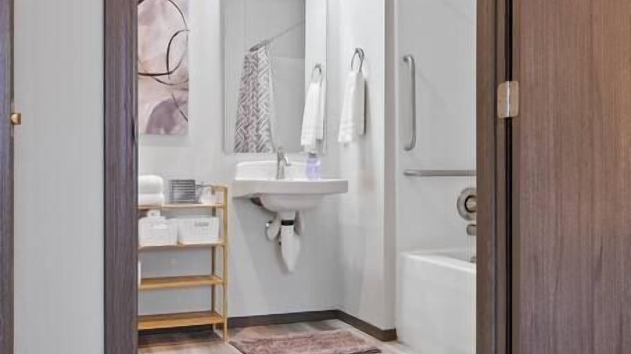 Photo of Bathroom in South Perry District