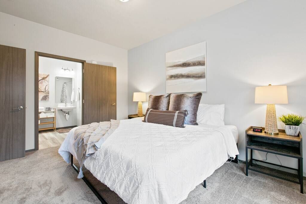 Photo of Bedroom in South Perry District