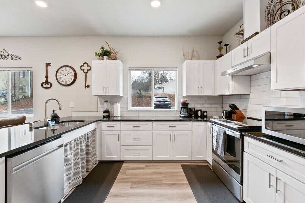 Photo of Kitchen in South Perry District