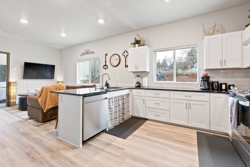 Photo of Kitchen in South Perry District