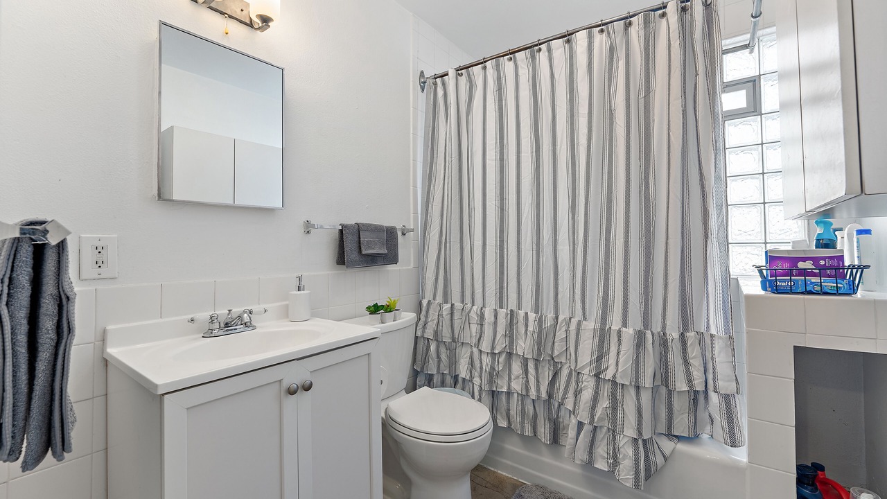 Photo of Bathroom in Merriam Park