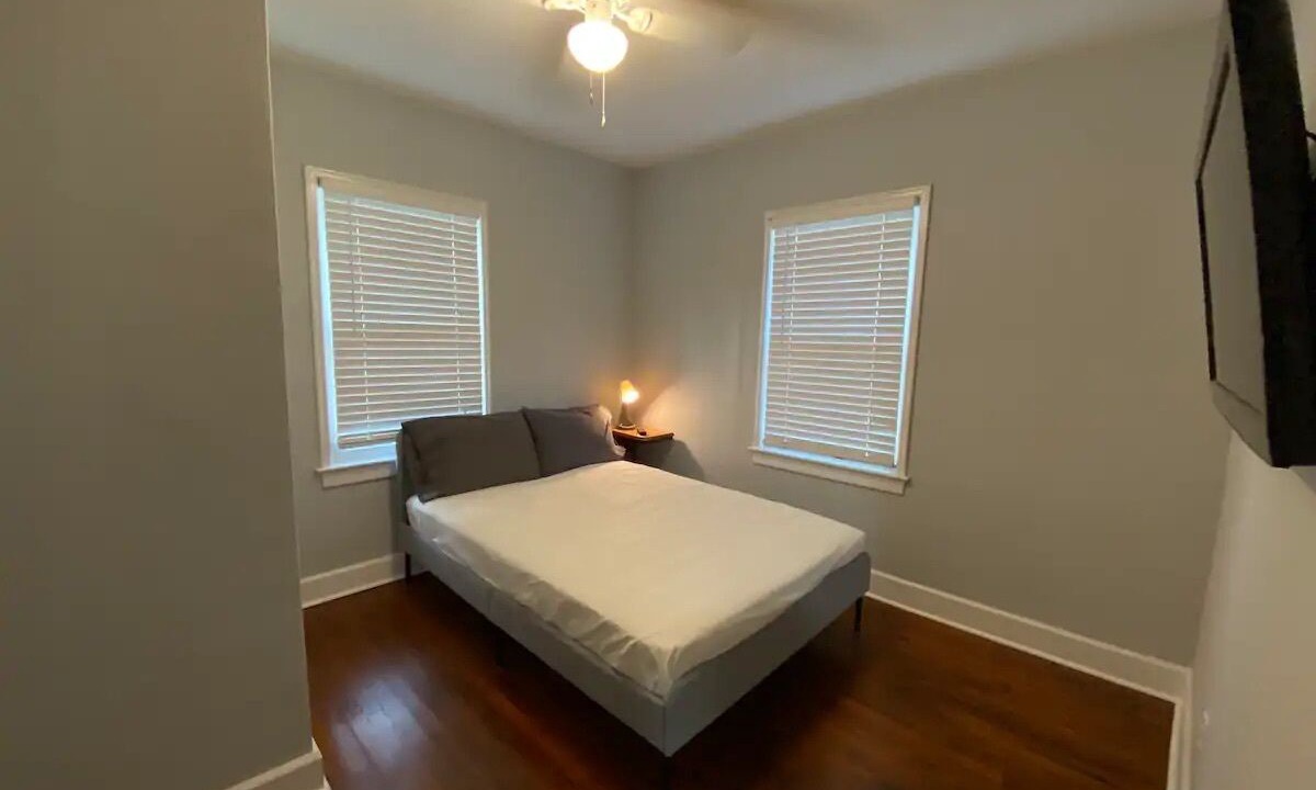 Photo of Bedroom in Lakeshore South