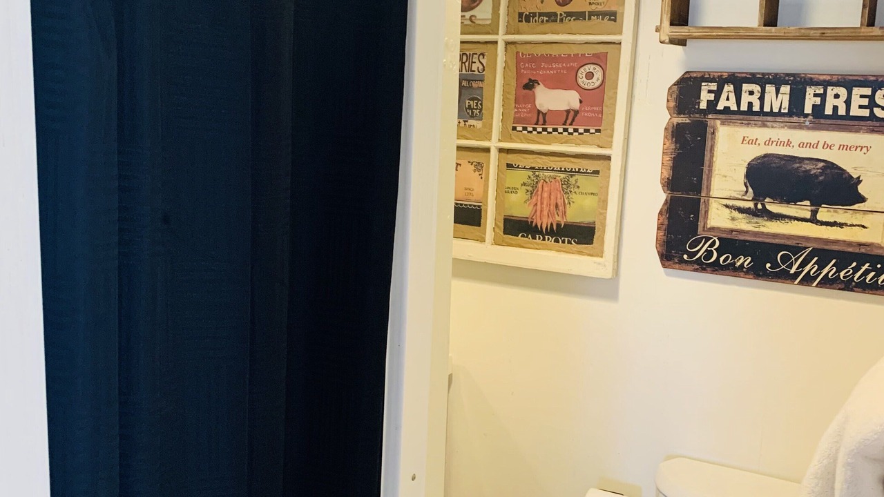 Photo of Bathroom in Glencoe
