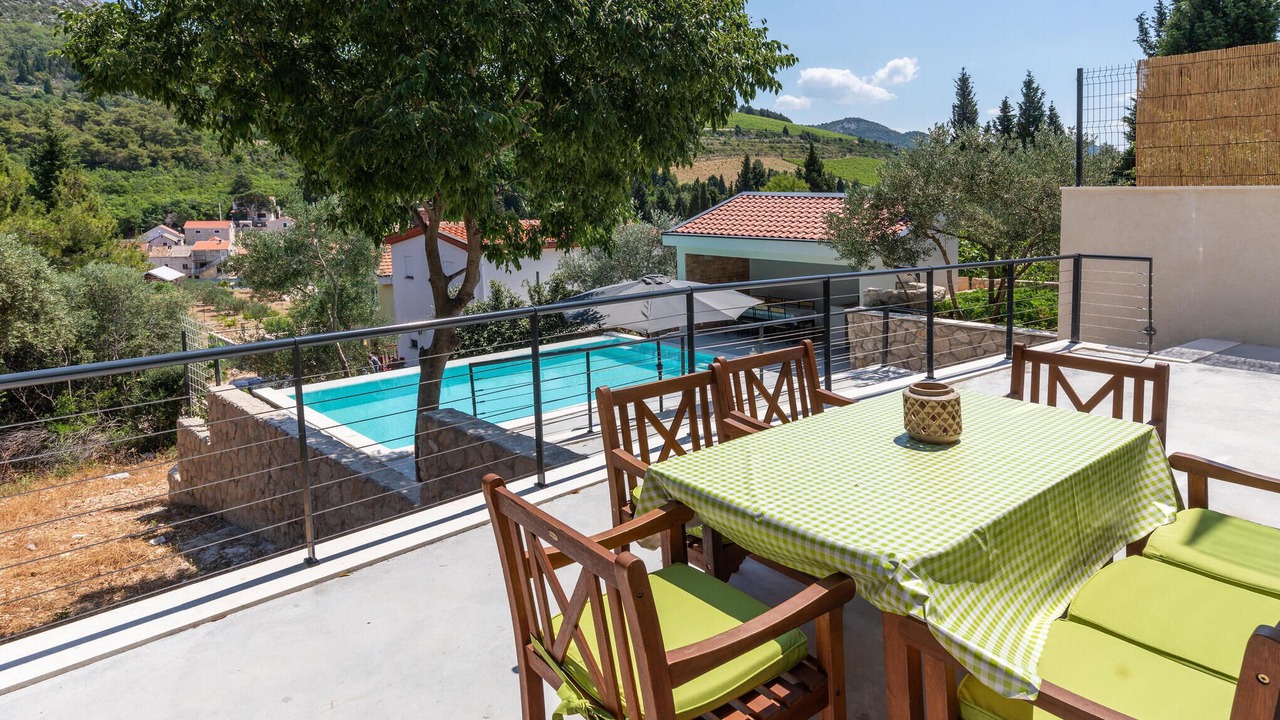 Photo of Outdoor in Kremena