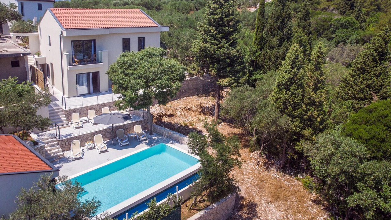 Photo of Outdoor in Kremena