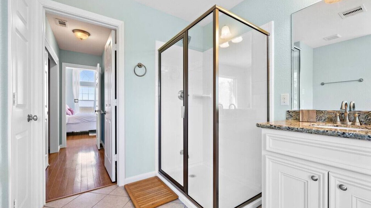 Photo of Bathroom in Shoreacres