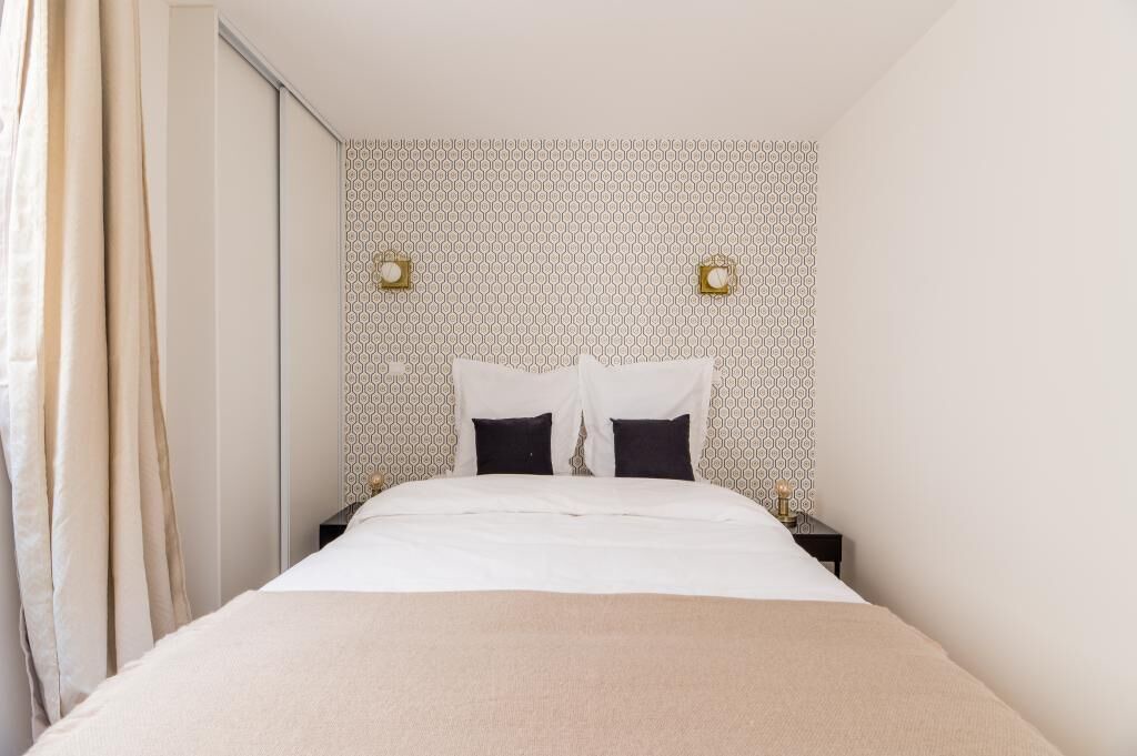 Photo of Bedroom in Ternes