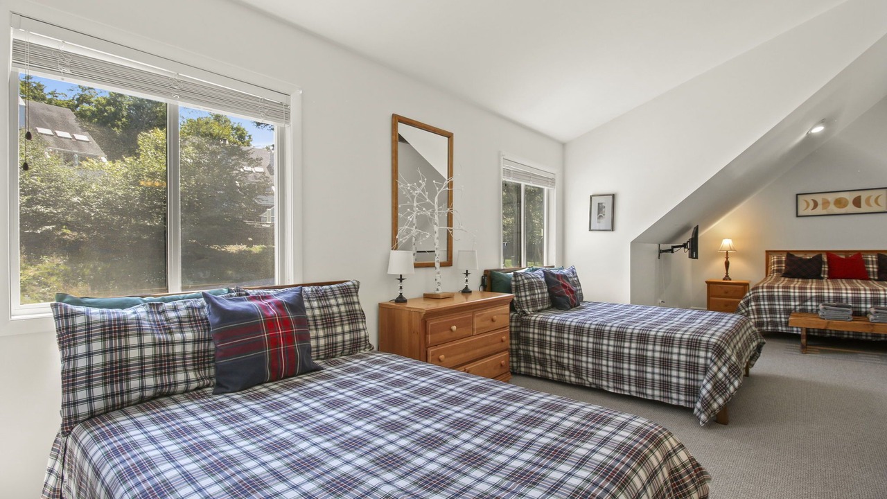 Photo of Bedroom in Beech Mountain