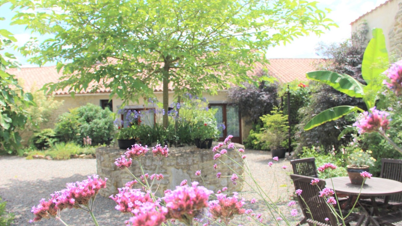 Photo of Outdoor in Cezais