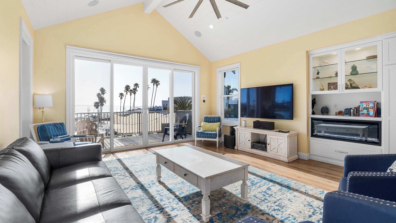 Photo of Bedroom in Westside Santa Cruz