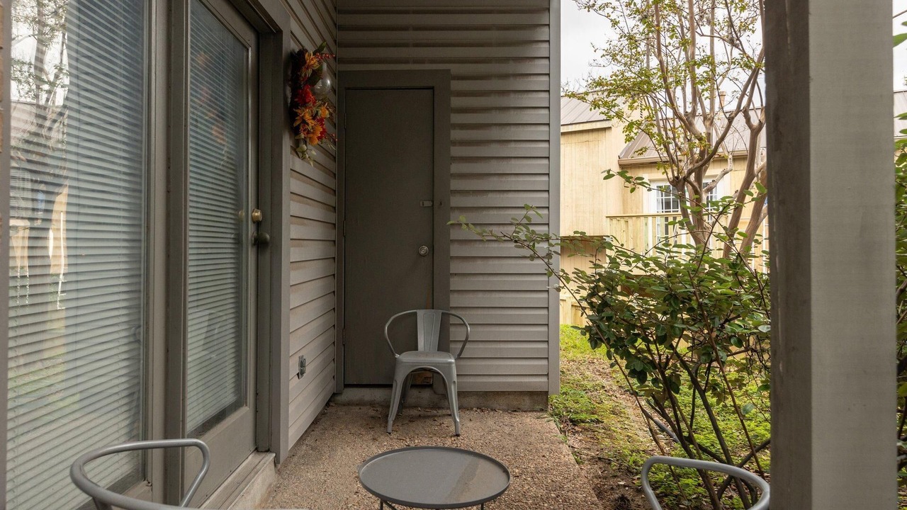 Photo of Patio Balcony in Zilker