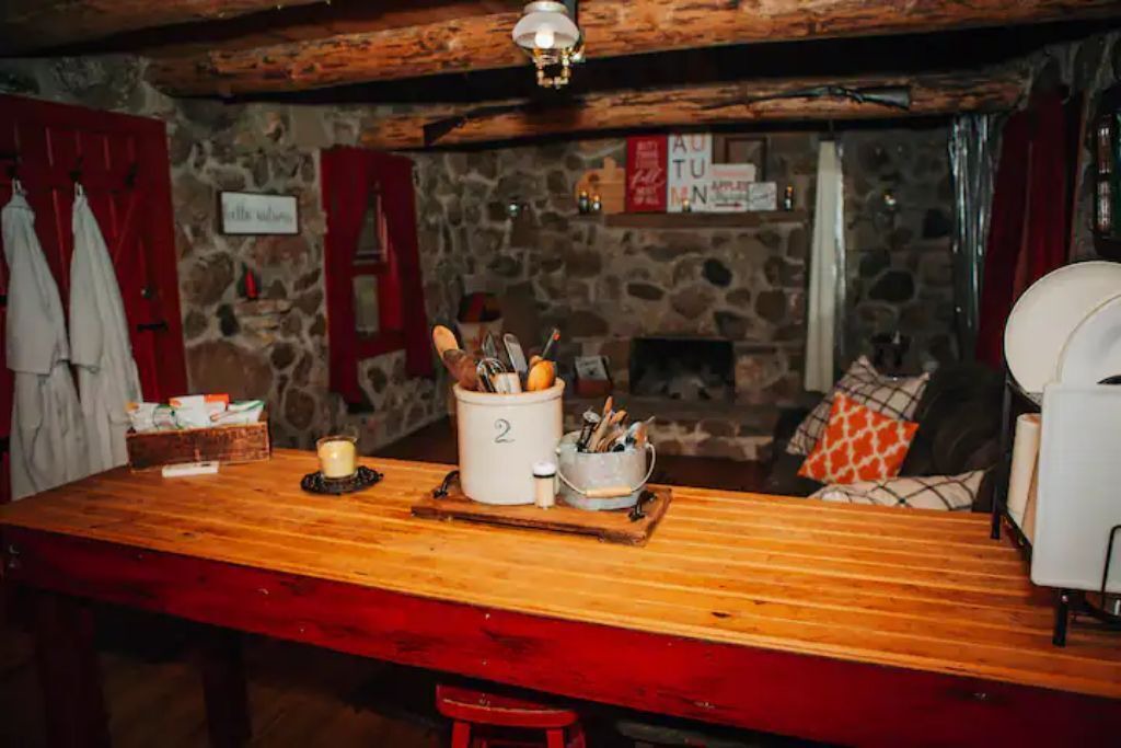 Photo of Livingroom in Yukon
