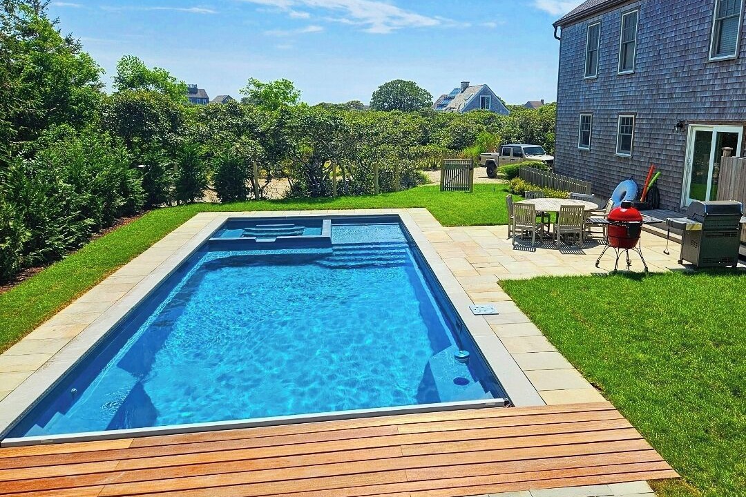 Photo of Outdoor in Tom Nevers