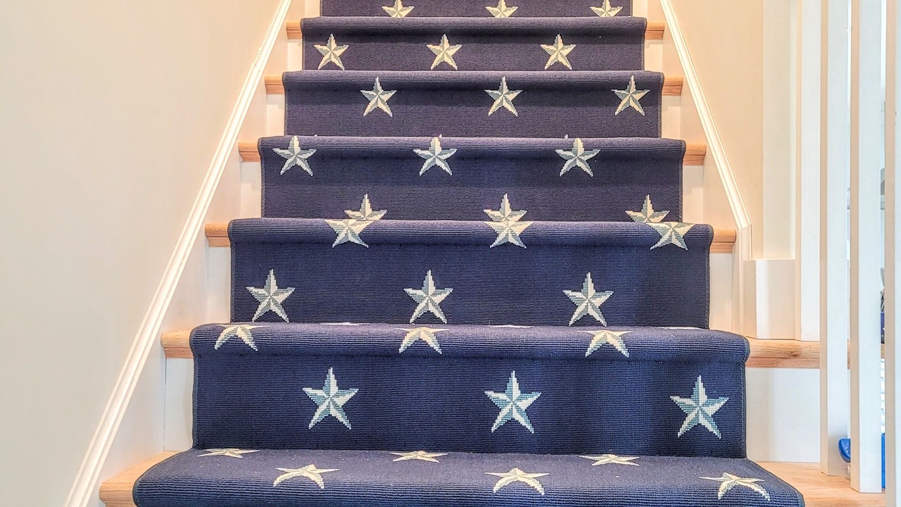 Photo of Others in Tom Nevers