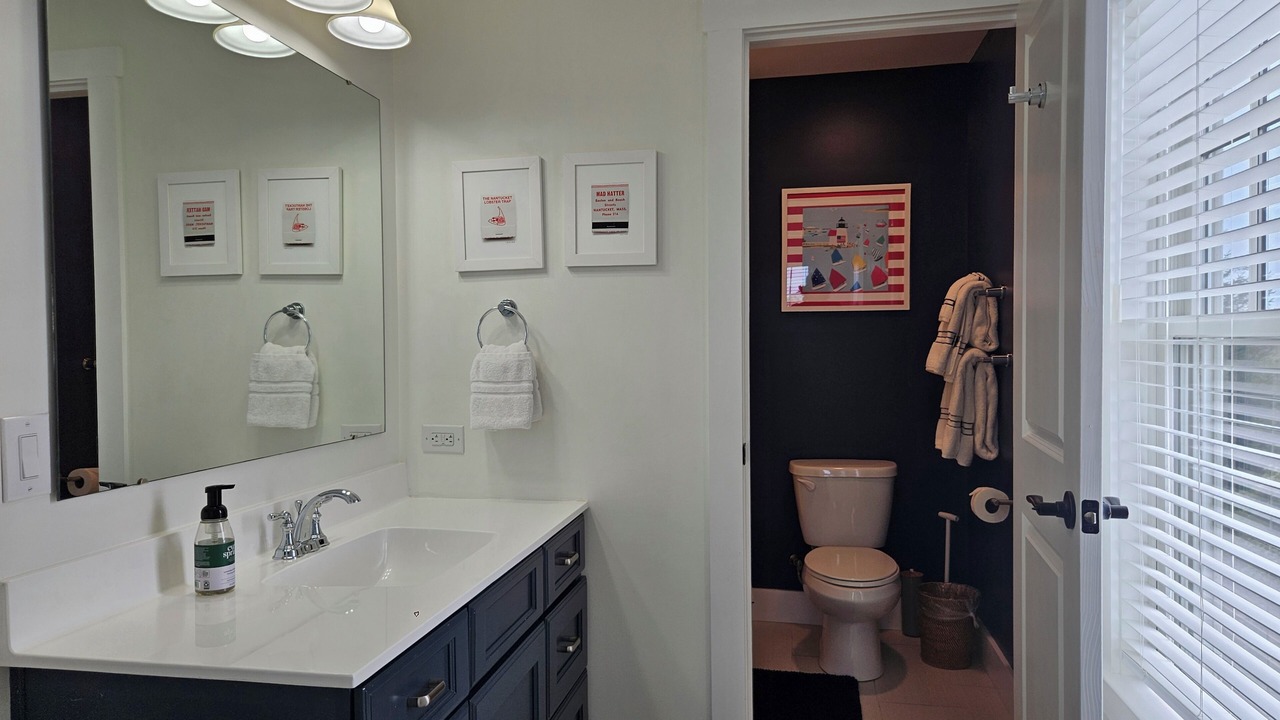 Photo of Bathroom in Tom Nevers