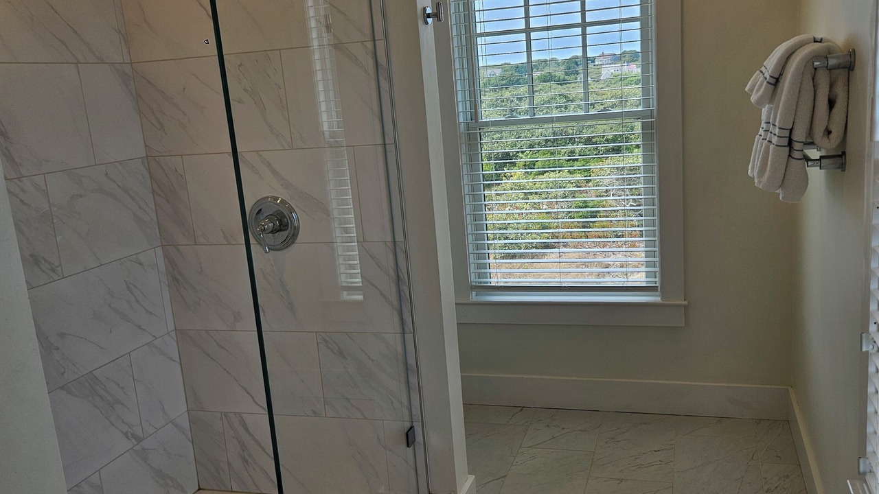 Photo of Bathroom in Tom Nevers