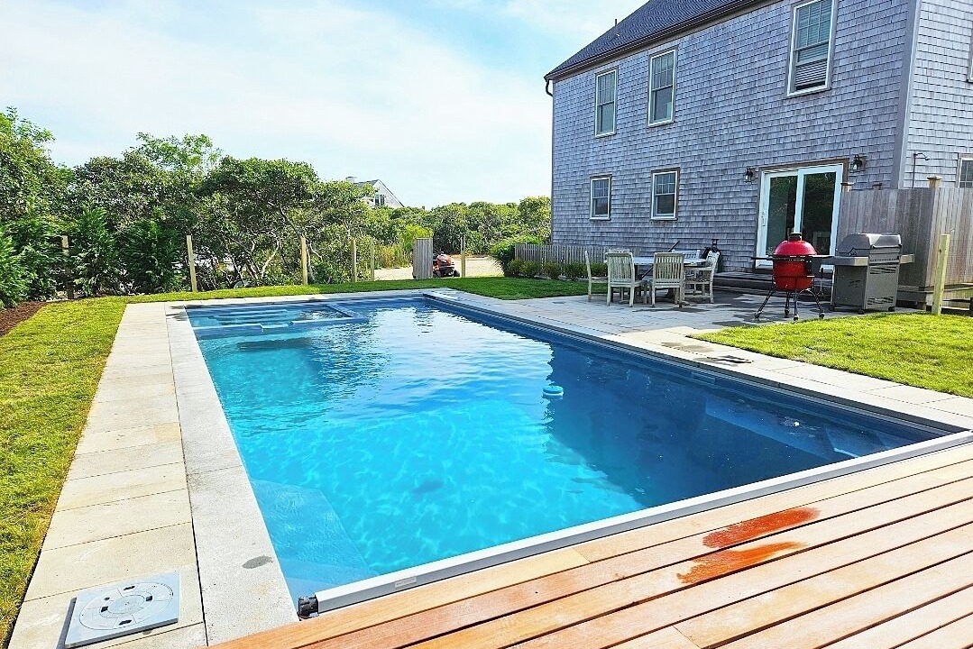 Photo of Outdoor in Tom Nevers