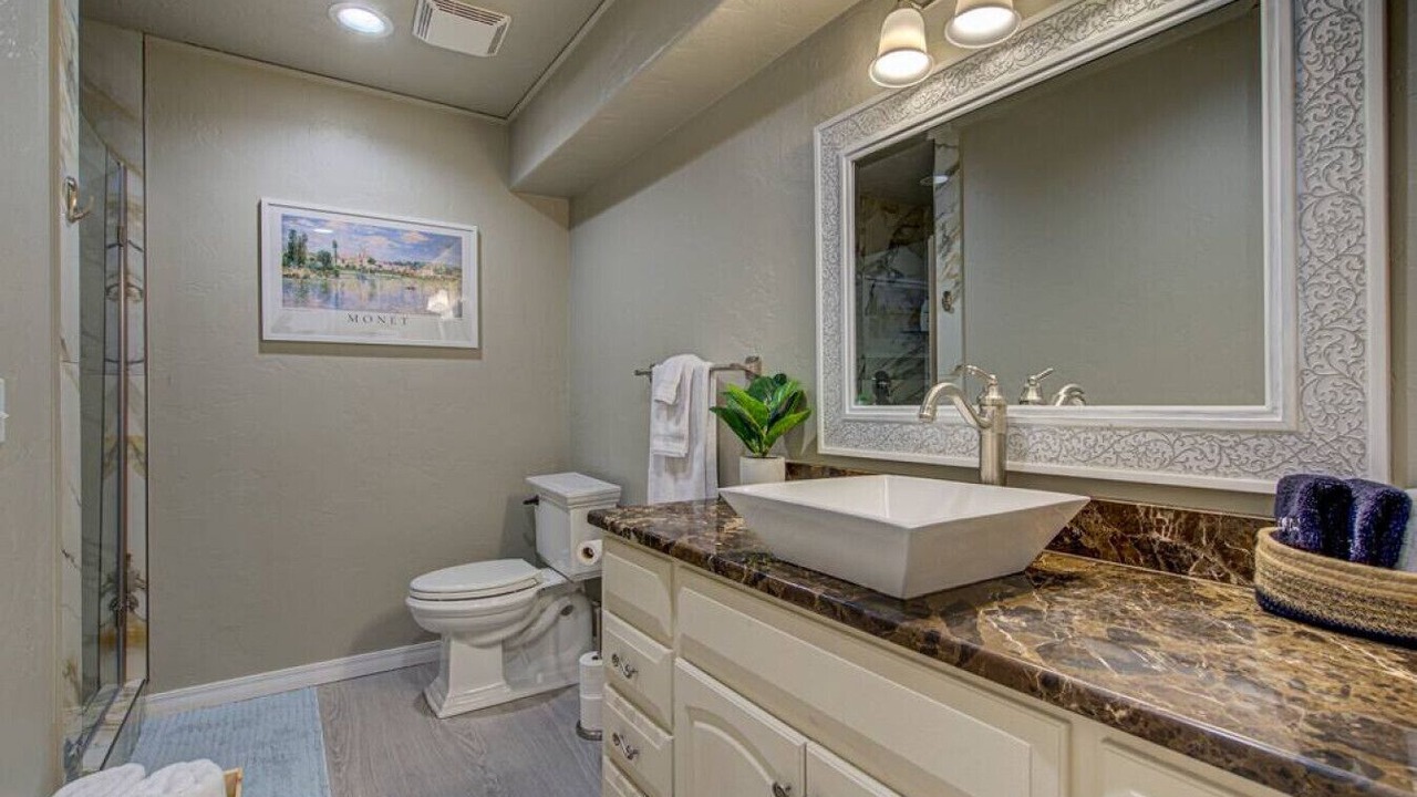 Photo of Bathroom in Norman