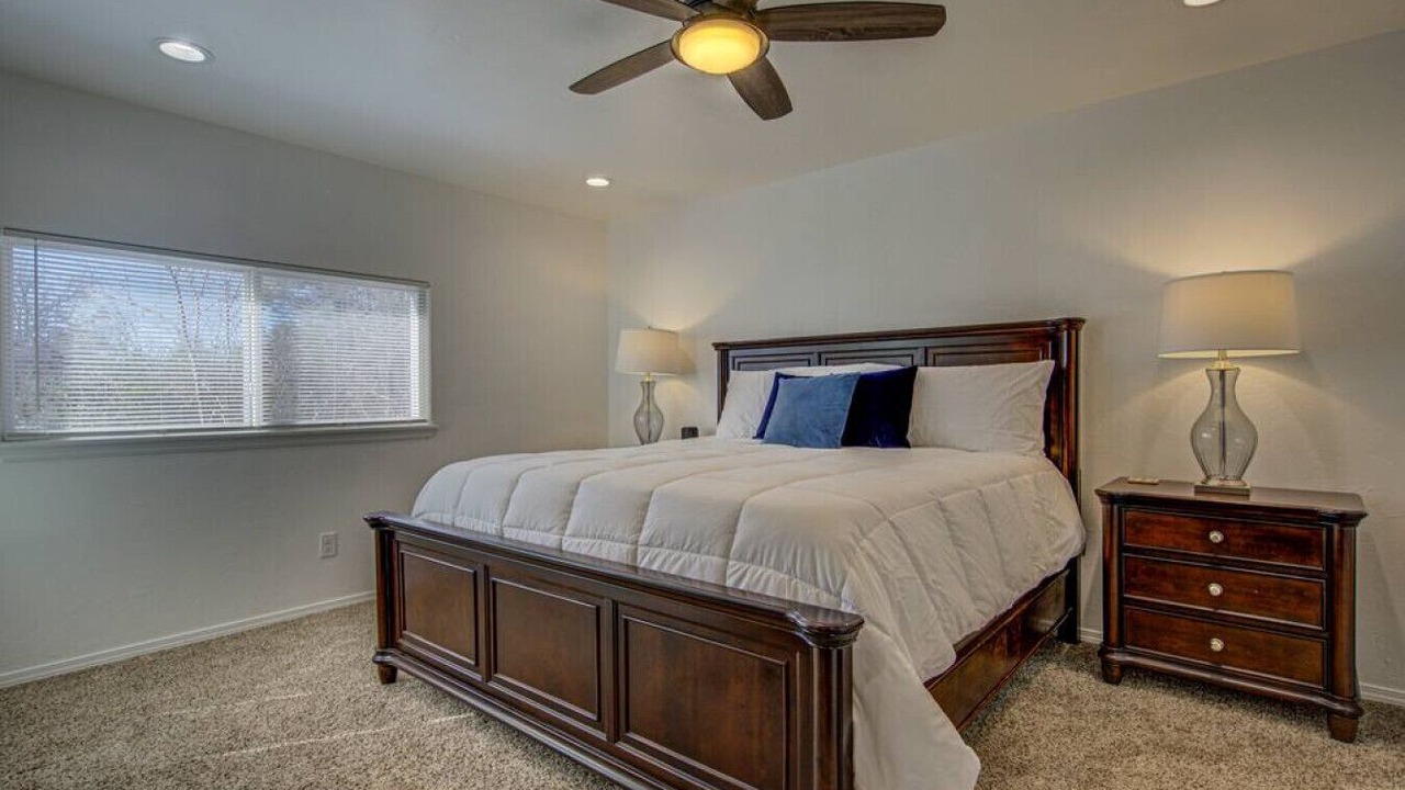 Photo of Bedroom in Norman