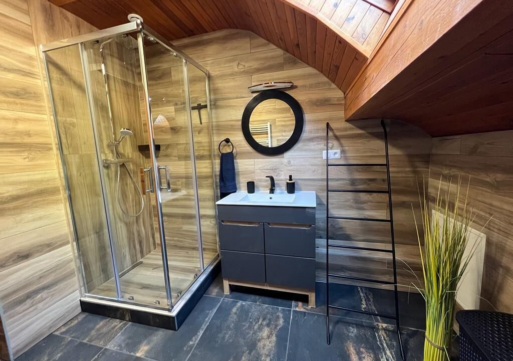 Photo of Bathroom in Mesnil Sous Les Cotes