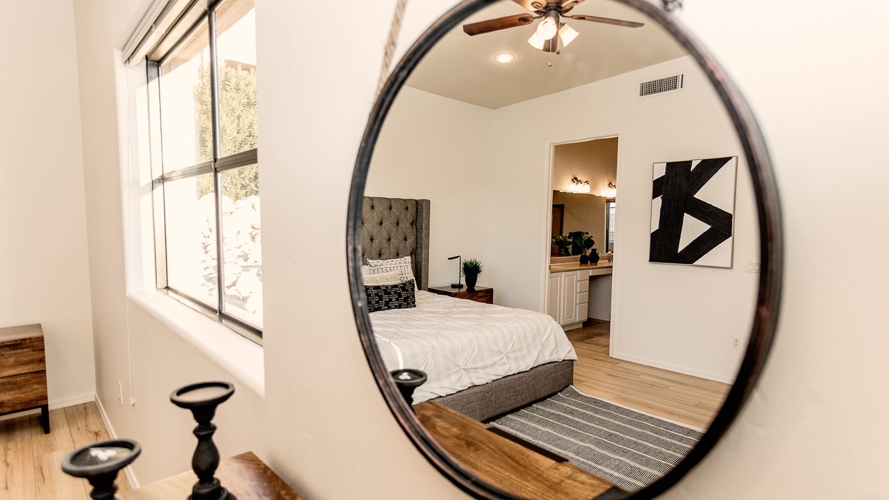 Photo of Bedroom in Pusch Ridge Estates