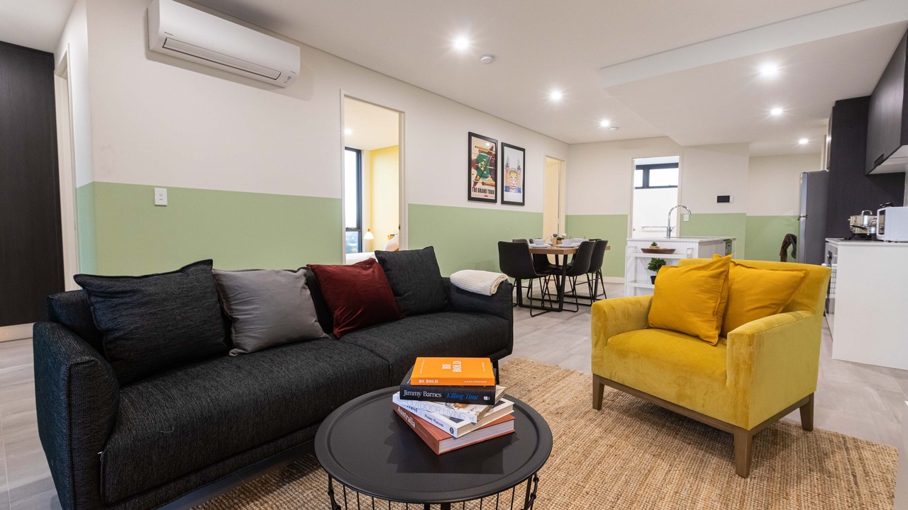 Photo of Livingroom in Mays Hill