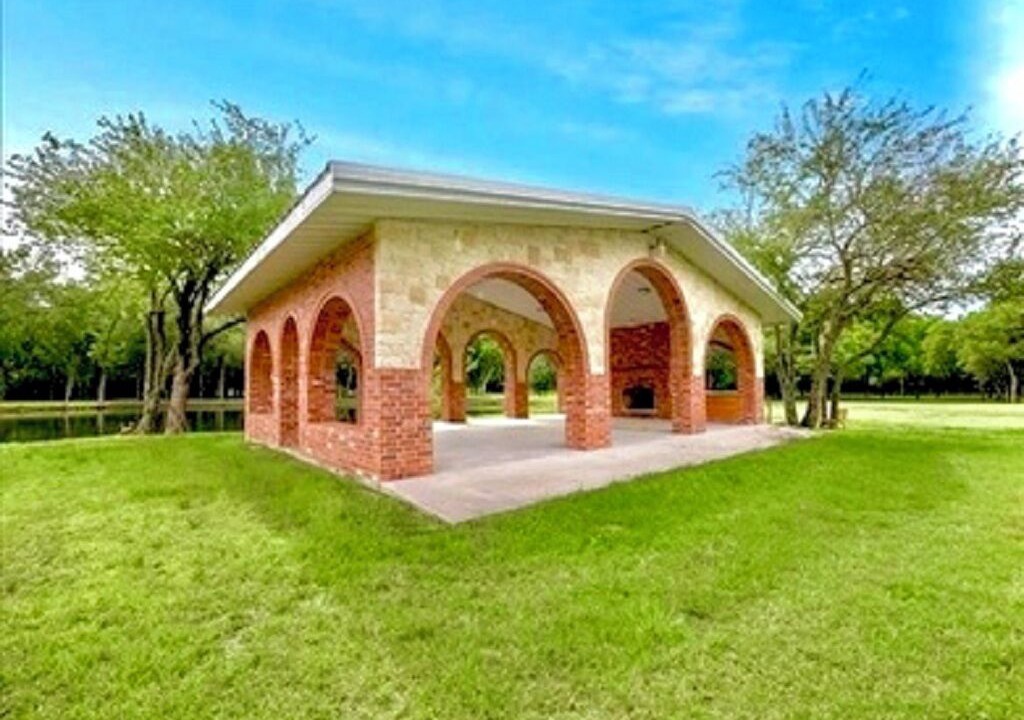 Photo of Outdoor in Gober