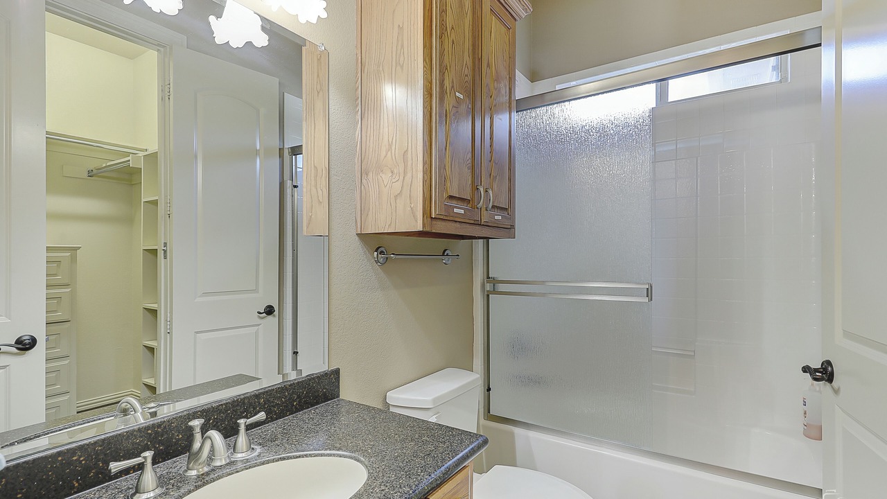 Photo of Bathroom in Gober