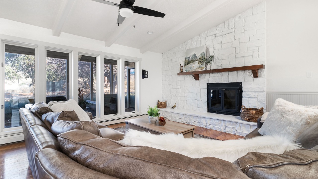 Photo of Livingroom in North Albuquerque Acres