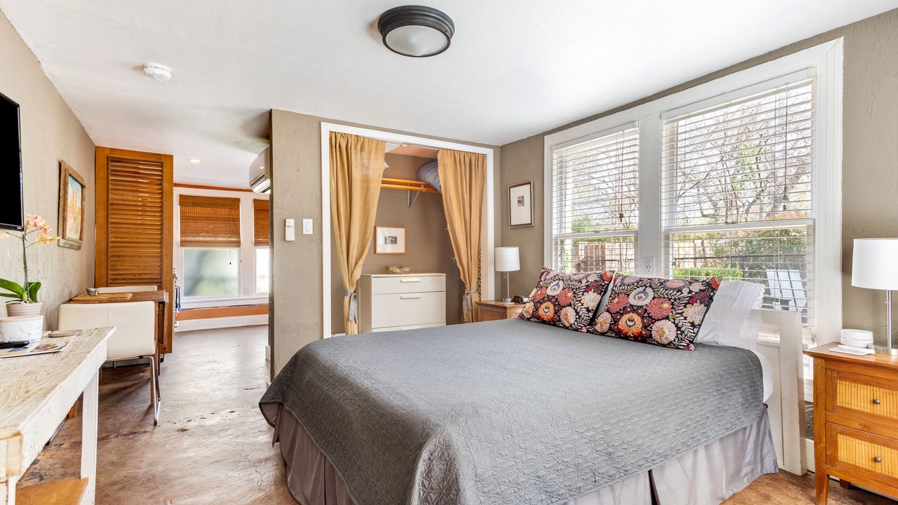 Photo of Bedroom in Zilker