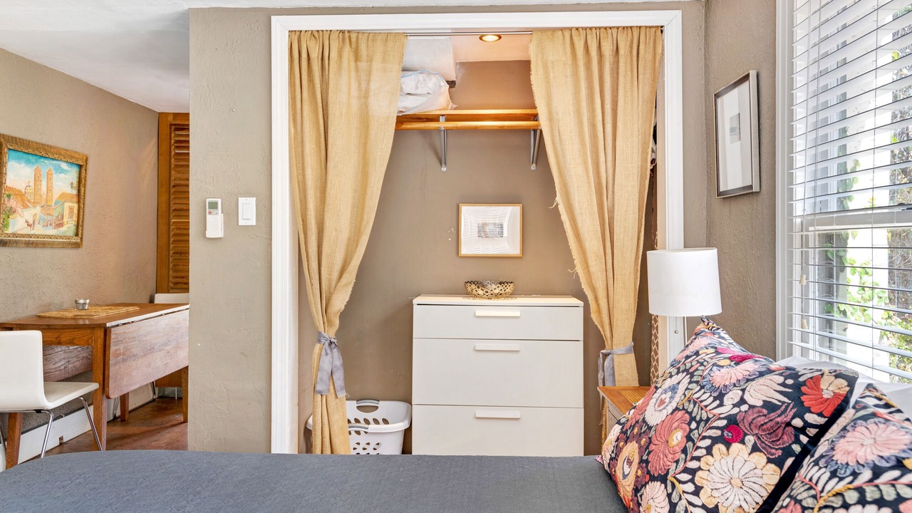 Photo of Bedroom in Zilker