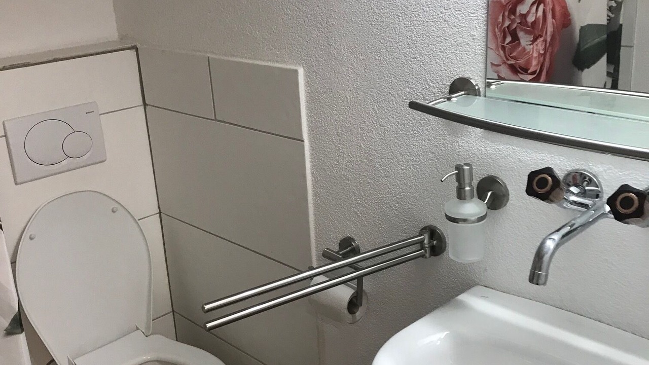 Photo of Bathroom in Gsteigwiler