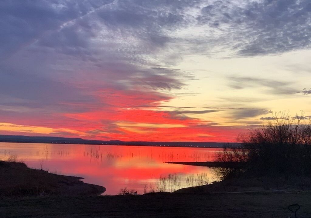 Photo of Outdoor in Buchanan Dam