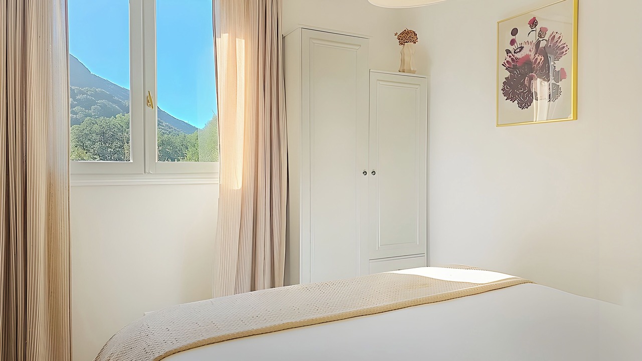 Photo of Bedroom in Nonza
