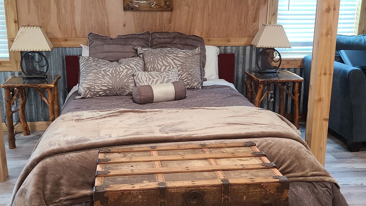 Photo of Bedroom in Lee County
