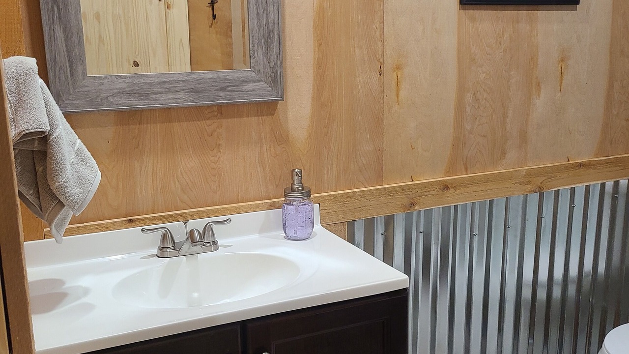 Photo of Bathroom in Lee County