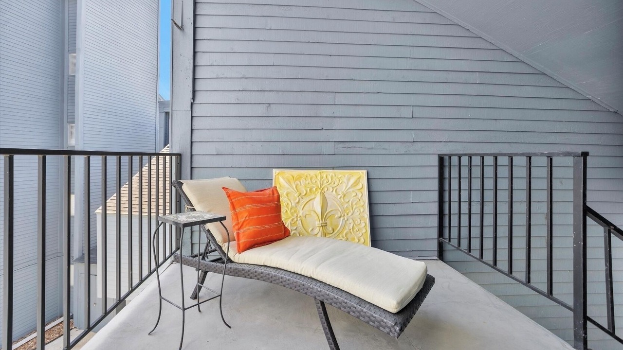 Photo of Patio Balcony in Walden on Lake Conroe