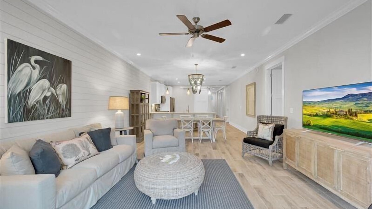 Photo of Livingroom in Jekyll Island
