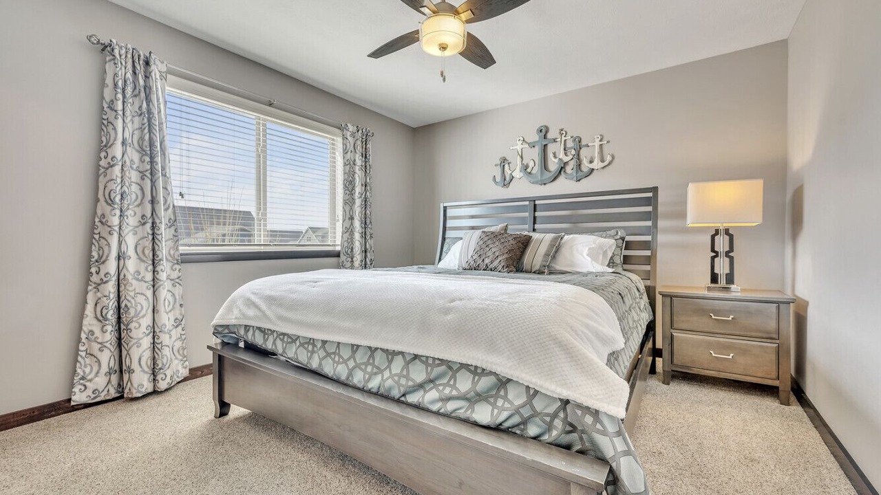 Photo of Bedroom in Spirit Lake